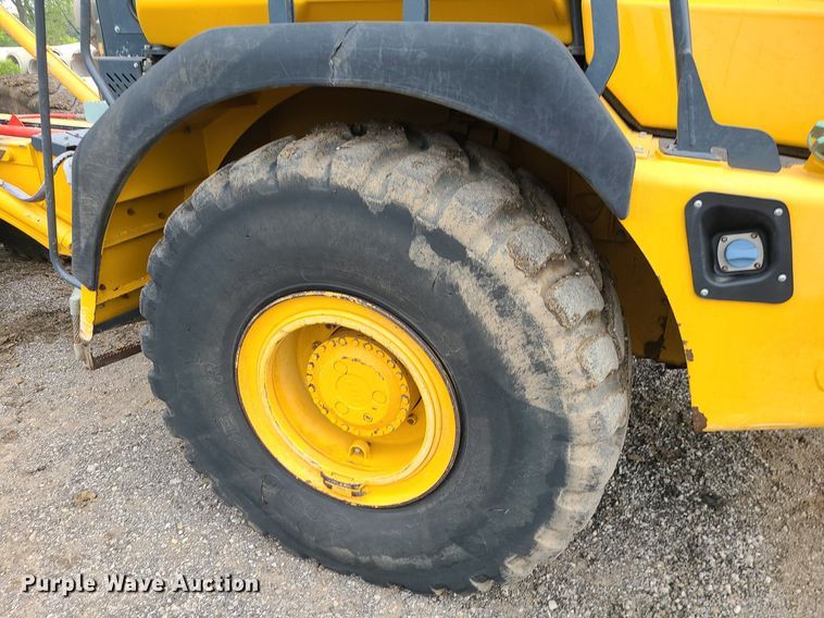 image for item JC9986 2020 Bell B30E  haul truck