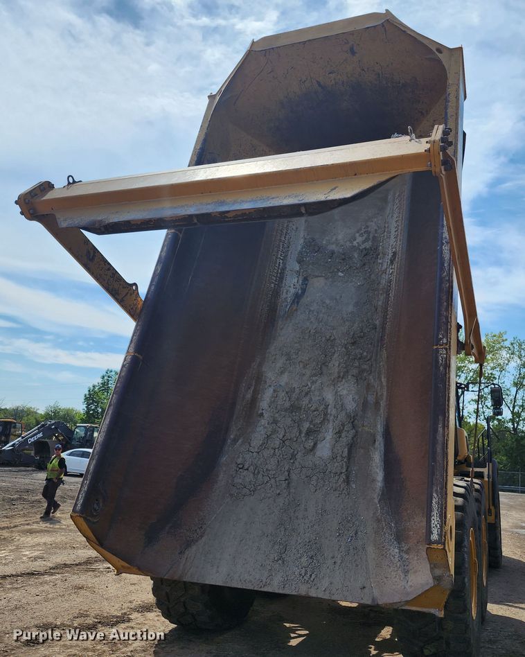 image for item JC9987 2020 Bell B30E  haul truck