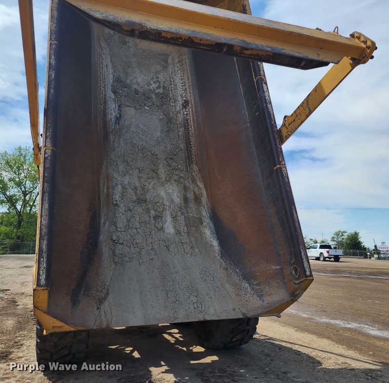 image for item JC9987 2020 Bell B30E  haul truck