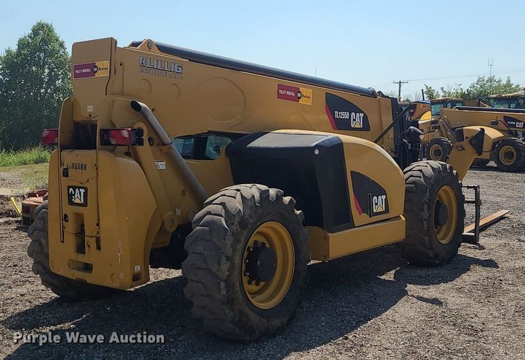 image for item JC9991 2018 Caterpillar TL1255D  telehandler
