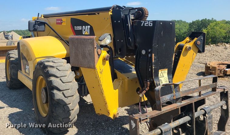 image for item JC9991 2018 Caterpillar TL1255D  telehandler