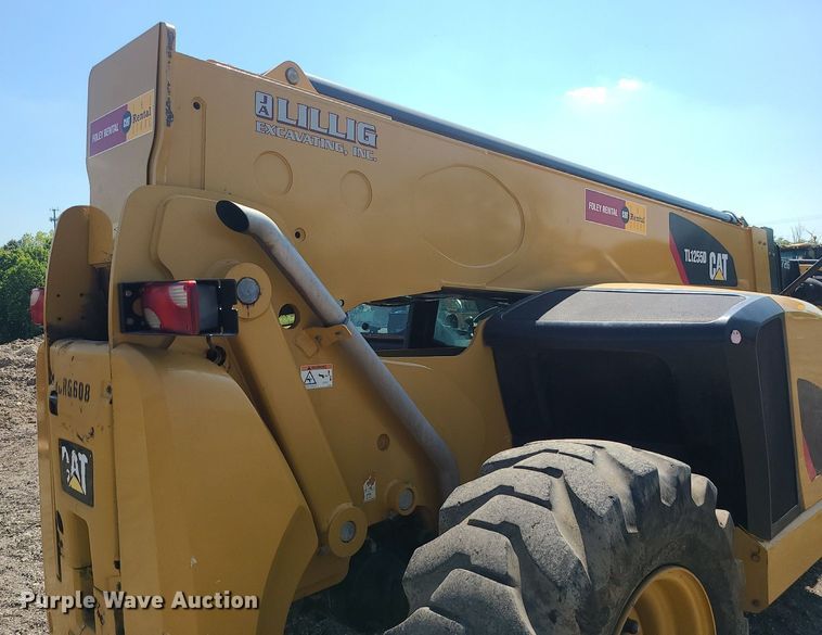 image for item JC9991 2018 Caterpillar TL1255D  telehandler