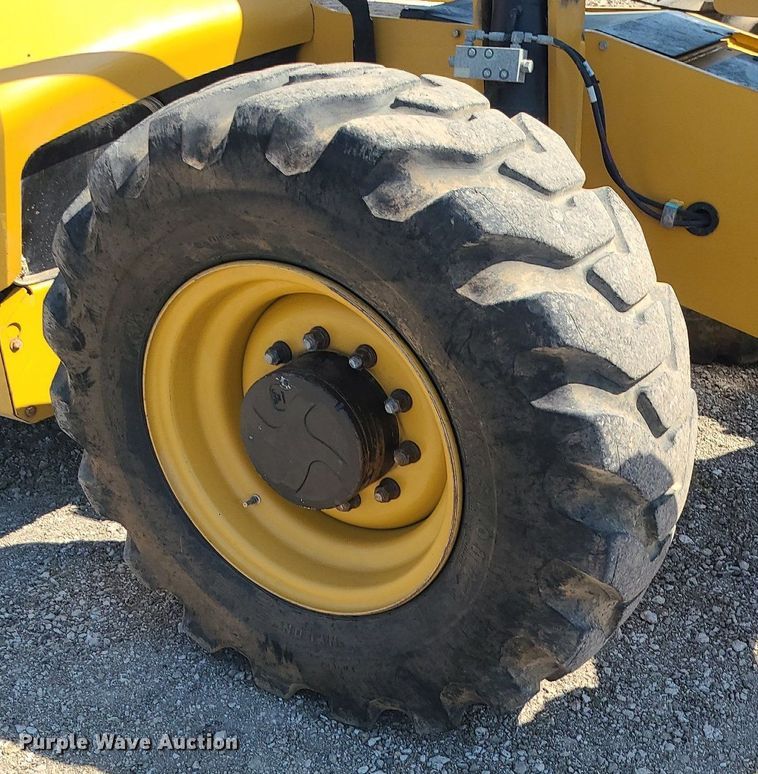 image for item JC9991 2018 Caterpillar TL1255D  telehandler