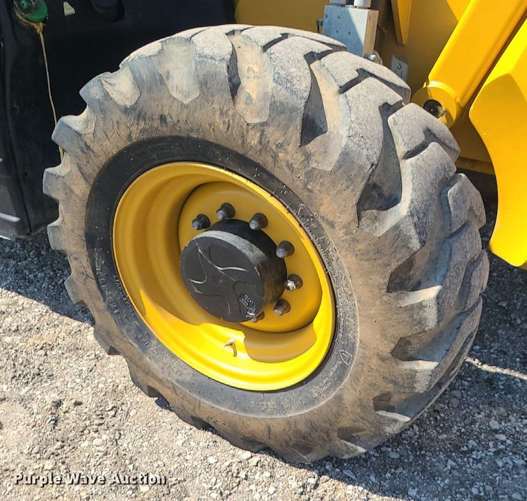 image for item JC9991 2018 Caterpillar TL1255D  telehandler