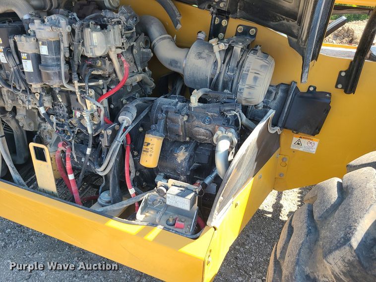 image for item JC9991 2018 Caterpillar TL1255D  telehandler