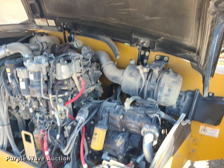 image for item JC9991 2018 Caterpillar TL1255D  telehandler