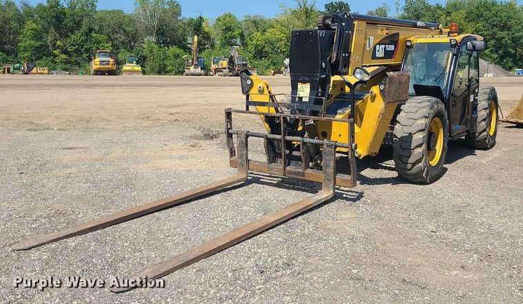 image for item JC9993 2017 Caterpillar TL1255D  telehandler
