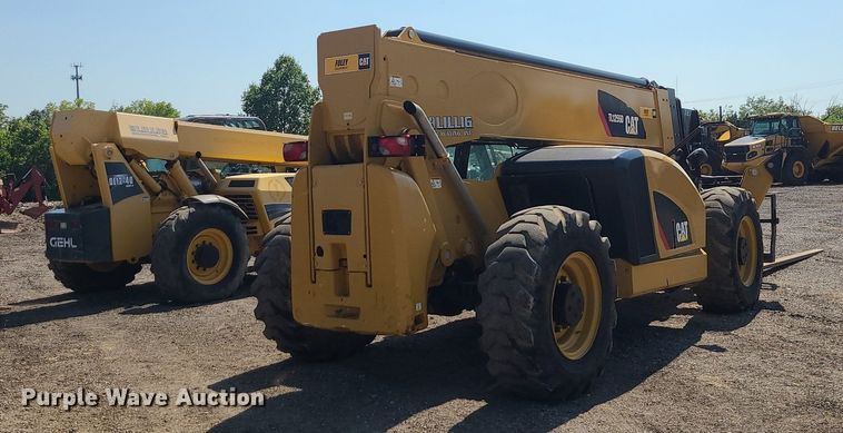 image for item JC9993 2017 Caterpillar TL1255D  telehandler