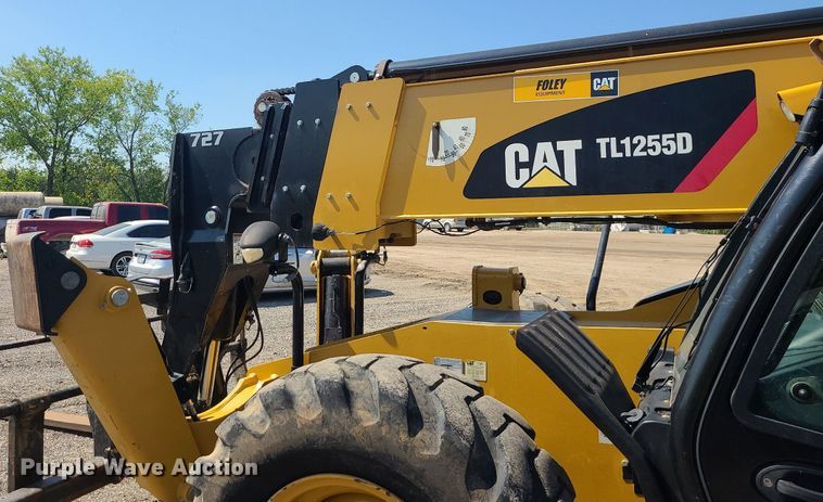 image for item JC9993 2017 Caterpillar TL1255D  telehandler