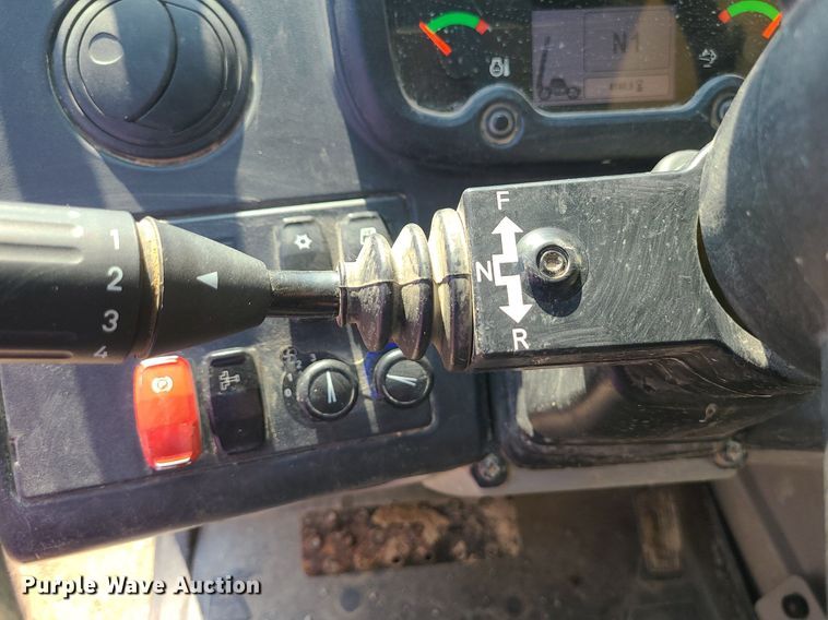 image for item JC9993 2017 Caterpillar TL1255D  telehandler