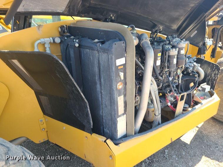 image for item JC9993 2017 Caterpillar TL1255D  telehandler