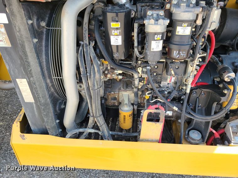 image for item JC9994 2017 Caterpillar TL1255D  telehandler