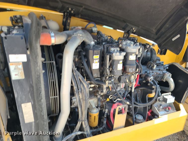 image for item JC9994 2017 Caterpillar TL1255D  telehandler