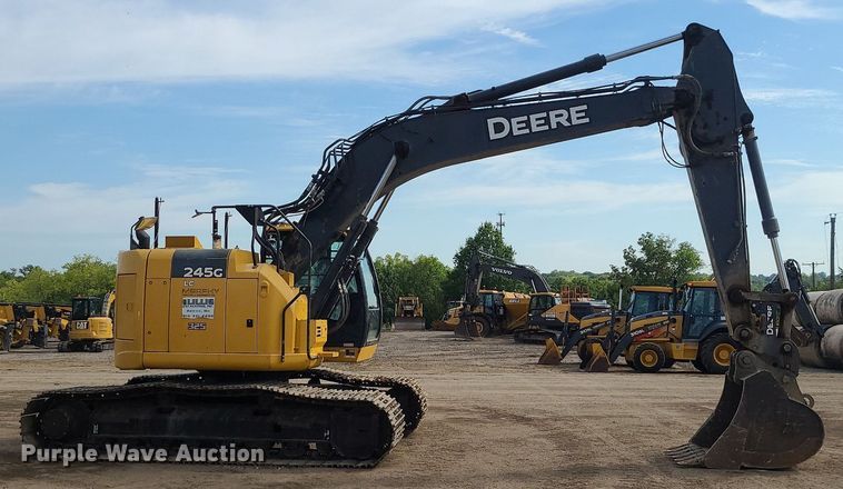image for item JC9999 2017 John Deere 245G LC  excavator