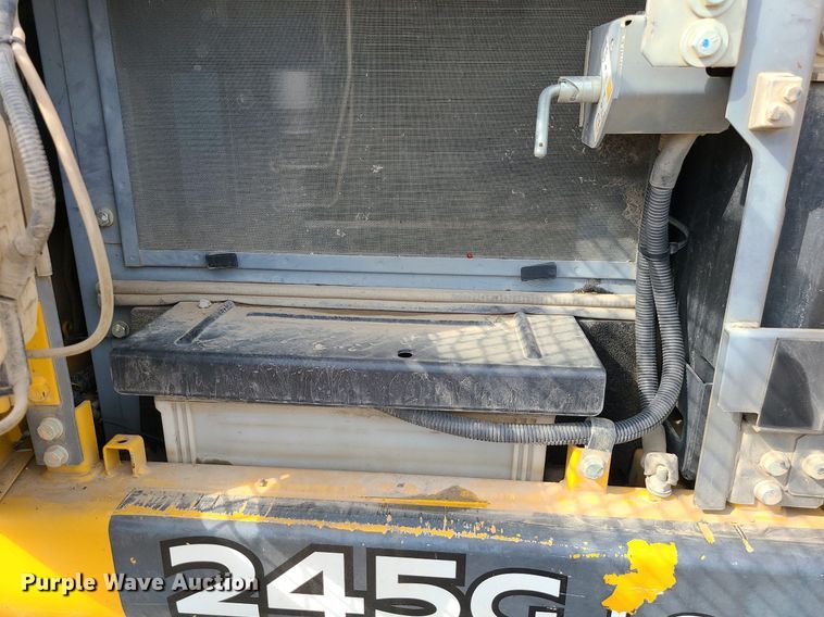 image for item JC9999 2017 John Deere 245G LC  excavator