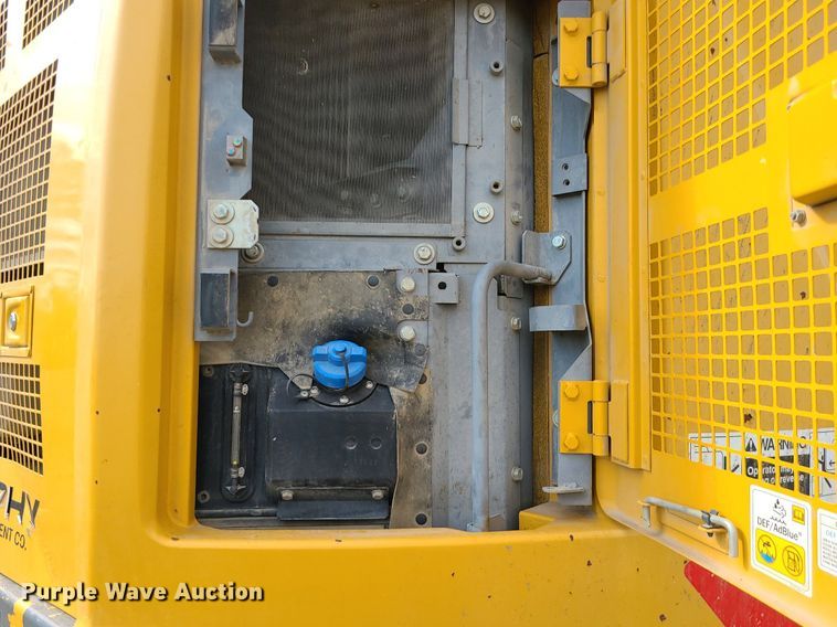 image for item JC9999 2017 John Deere 245G LC  excavator