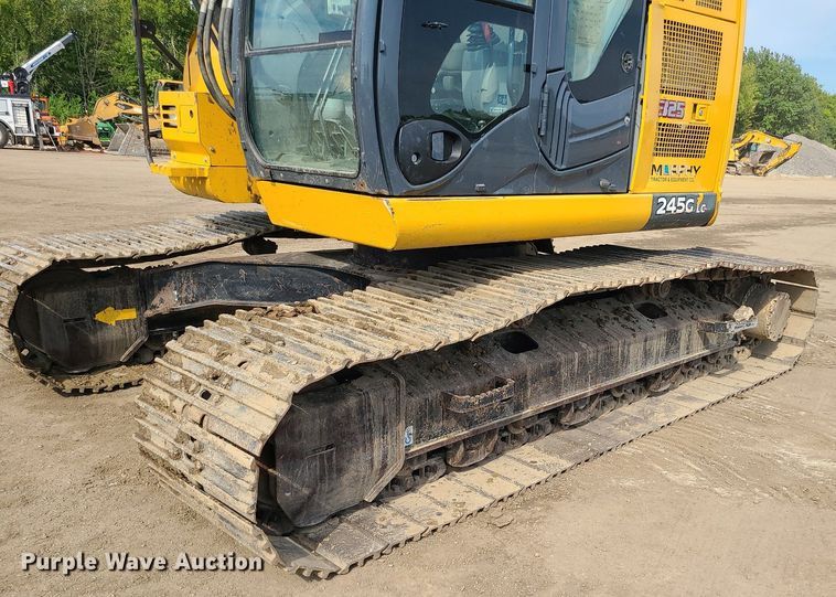 image for item JC9999 2017 John Deere 245G LC  excavator