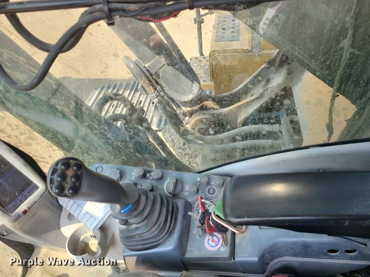 image for item JD9000 2015 John Deere 350G LC  excavator