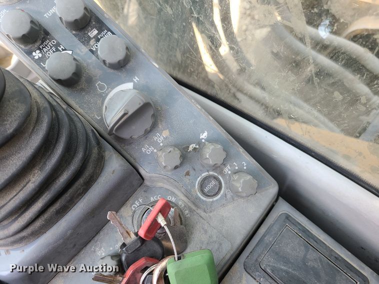 image for item JD9000 2015 John Deere 350G LC  excavator