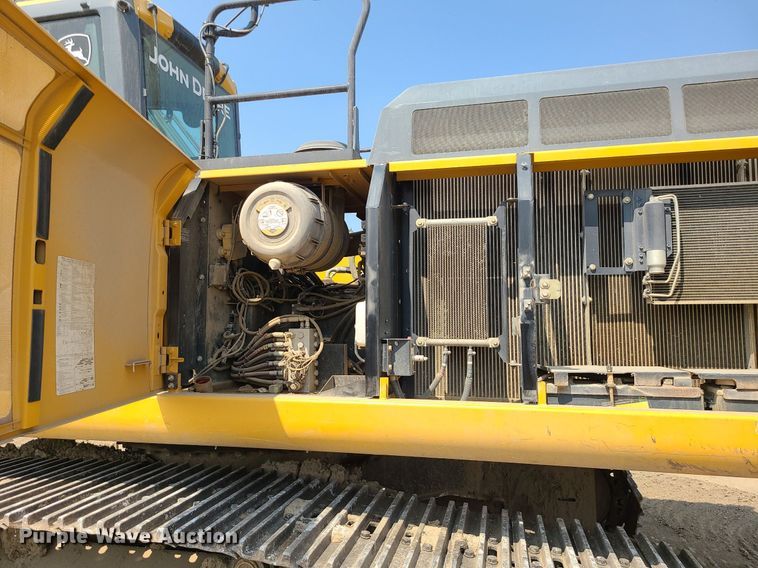 image for item JD9000 2015 John Deere 350G LC  excavator