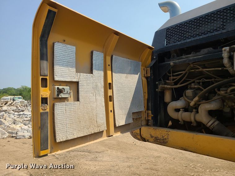 image for item JD9000 2015 John Deere 350G LC  excavator