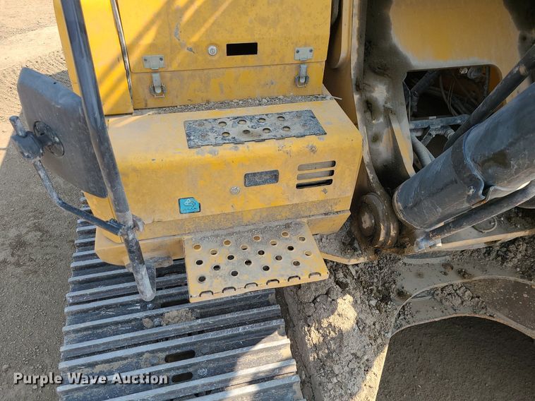 image for item JD9000 2015 John Deere 350G LC  excavator