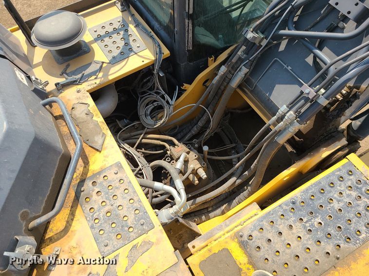 image for item JD9000 2015 John Deere 350G LC  excavator