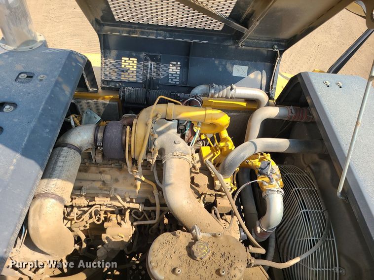 image for item JD9000 2015 John Deere 350G LC  excavator