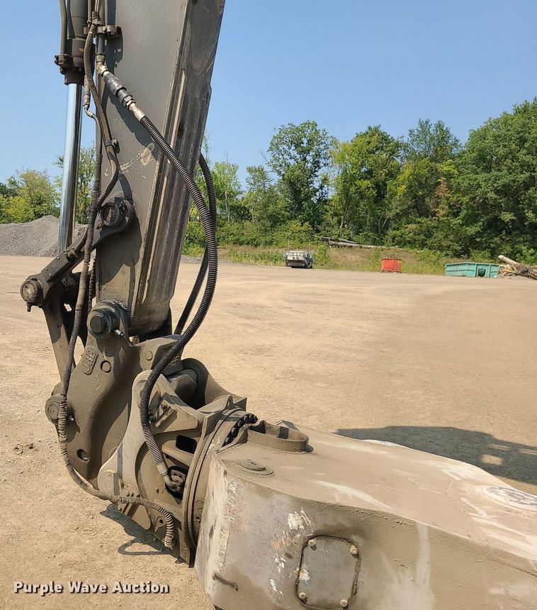 image for item JD9000 2015 John Deere 350G LC  excavator