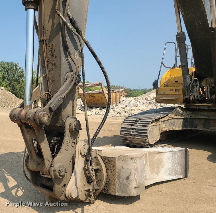 image for item JD9000 2015 John Deere 350G LC  excavator