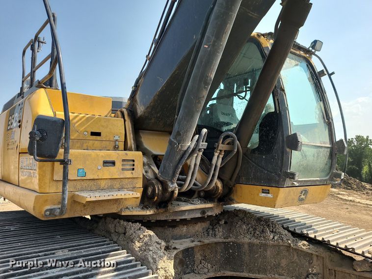 image for item JD9000 2015 John Deere 350G LC  excavator