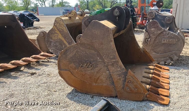 image for item JD9000 2015 John Deere 350G LC  excavator