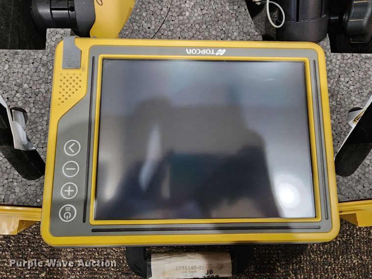 image for item JD9000 2015 John Deere 350G LC  excavator