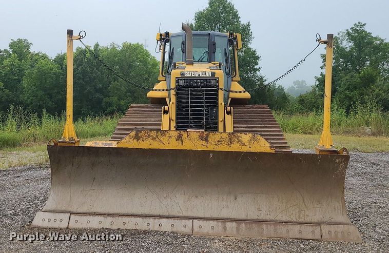 image for item JD9001 2010 Caterpillar D6N LGP  dozer