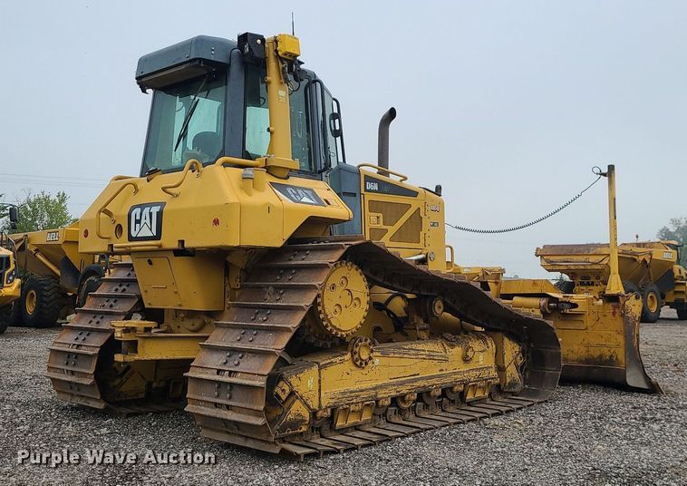 image for item JD9001 2010 Caterpillar D6N LGP  dozer