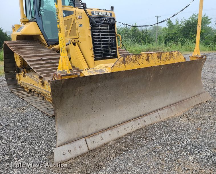 image for item JD9001 2010 Caterpillar D6N LGP  dozer
