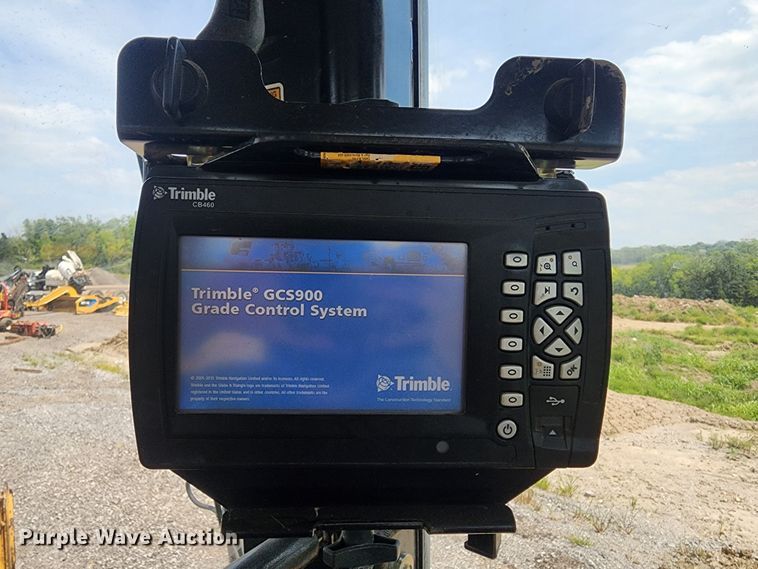 image for item JD9001 2010 Caterpillar D6N LGP  dozer