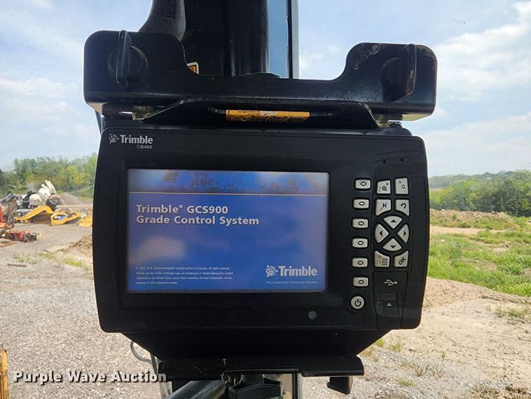 image for item JD9001 2010 Caterpillar D6N LGP  dozer