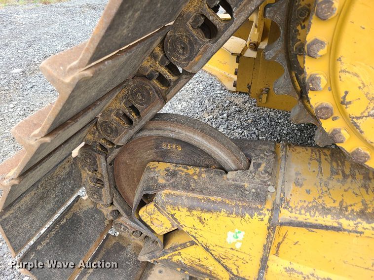 image for item JD9001 2010 Caterpillar D6N LGP  dozer