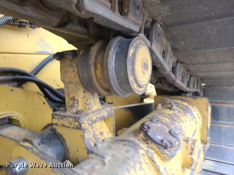 image for item JD9001 2010 Caterpillar D6N LGP  dozer