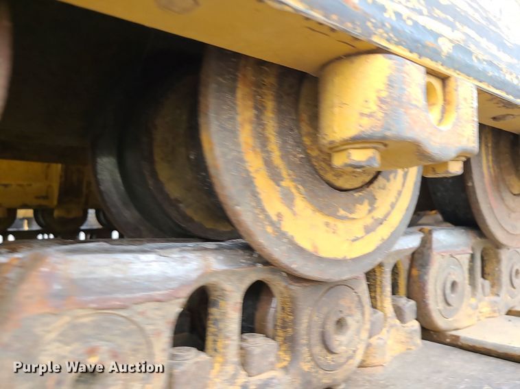 image for item JD9001 2010 Caterpillar D6N LGP  dozer