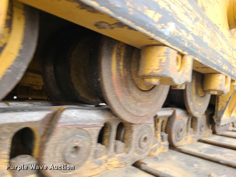 image for item JD9001 2010 Caterpillar D6N LGP  dozer