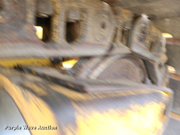 image for item JD9001 2010 Caterpillar D6N LGP  dozer