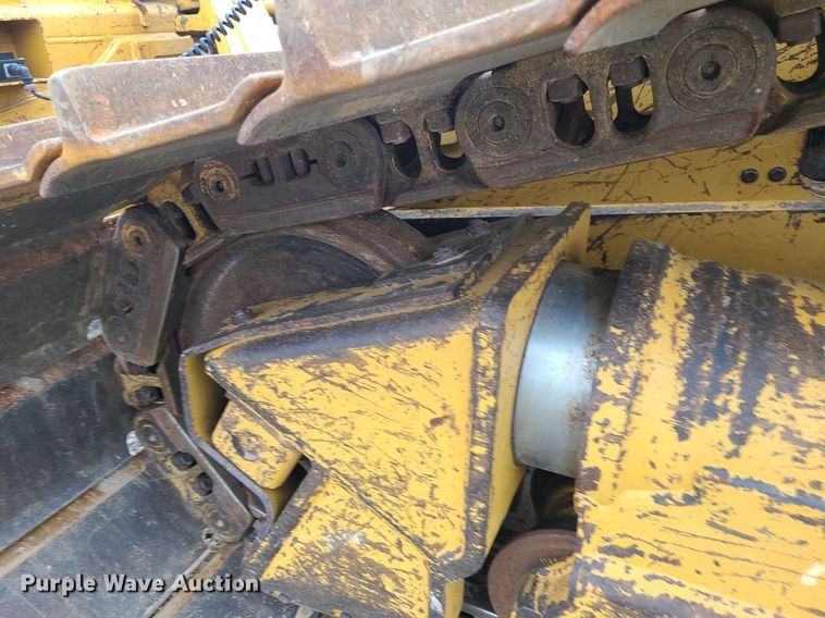 image for item JD9001 2010 Caterpillar D6N LGP  dozer