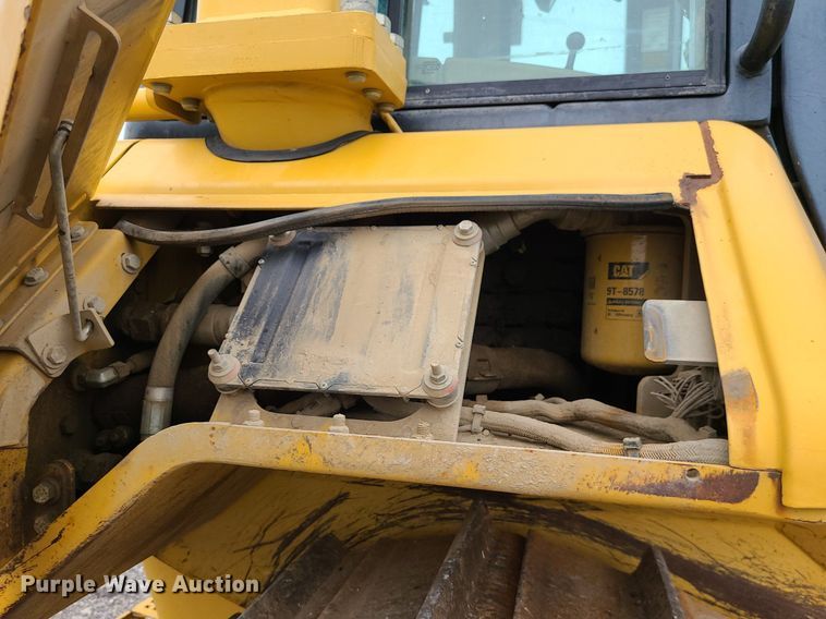 image for item JD9001 2010 Caterpillar D6N LGP  dozer