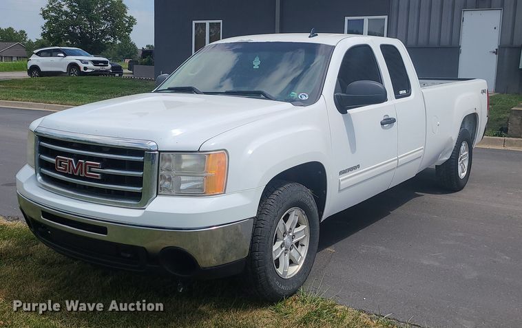 image for item JD9005 2012 GMC Sierra 1500 SLE  Ext. Cab pickup truck