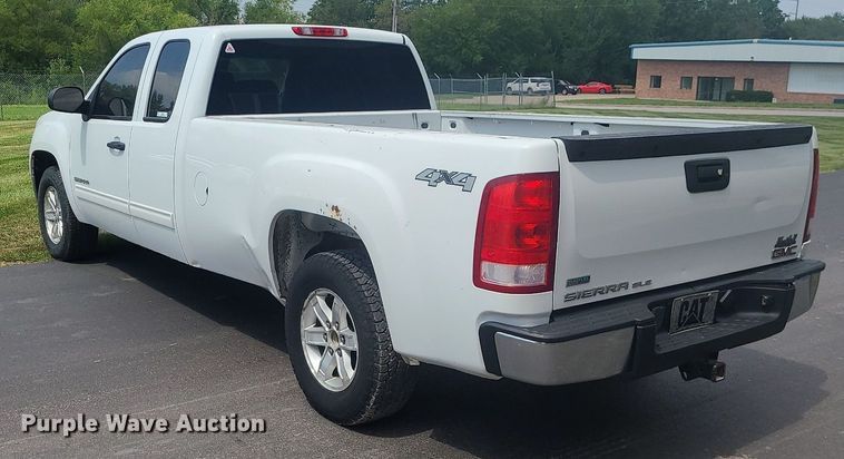 image for item JD9005 2012 GMC Sierra 1500 SLE  Ext. Cab pickup truck