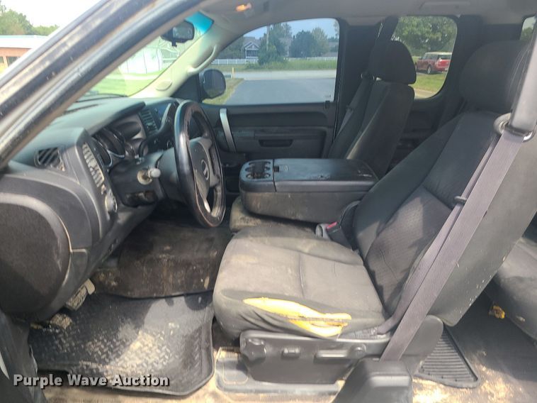 image for item JD9005 2012 GMC Sierra 1500 SLE  Ext. Cab pickup truck