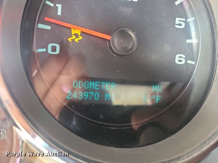 image for item JD9005 2012 GMC Sierra 1500 SLE  Ext. Cab pickup truck