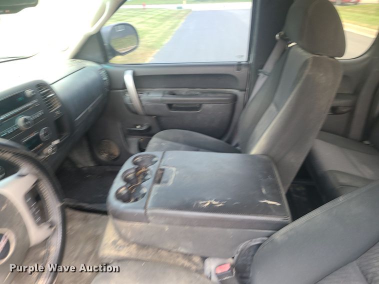 image for item JD9005 2012 GMC Sierra 1500 SLE  Ext. Cab pickup truck